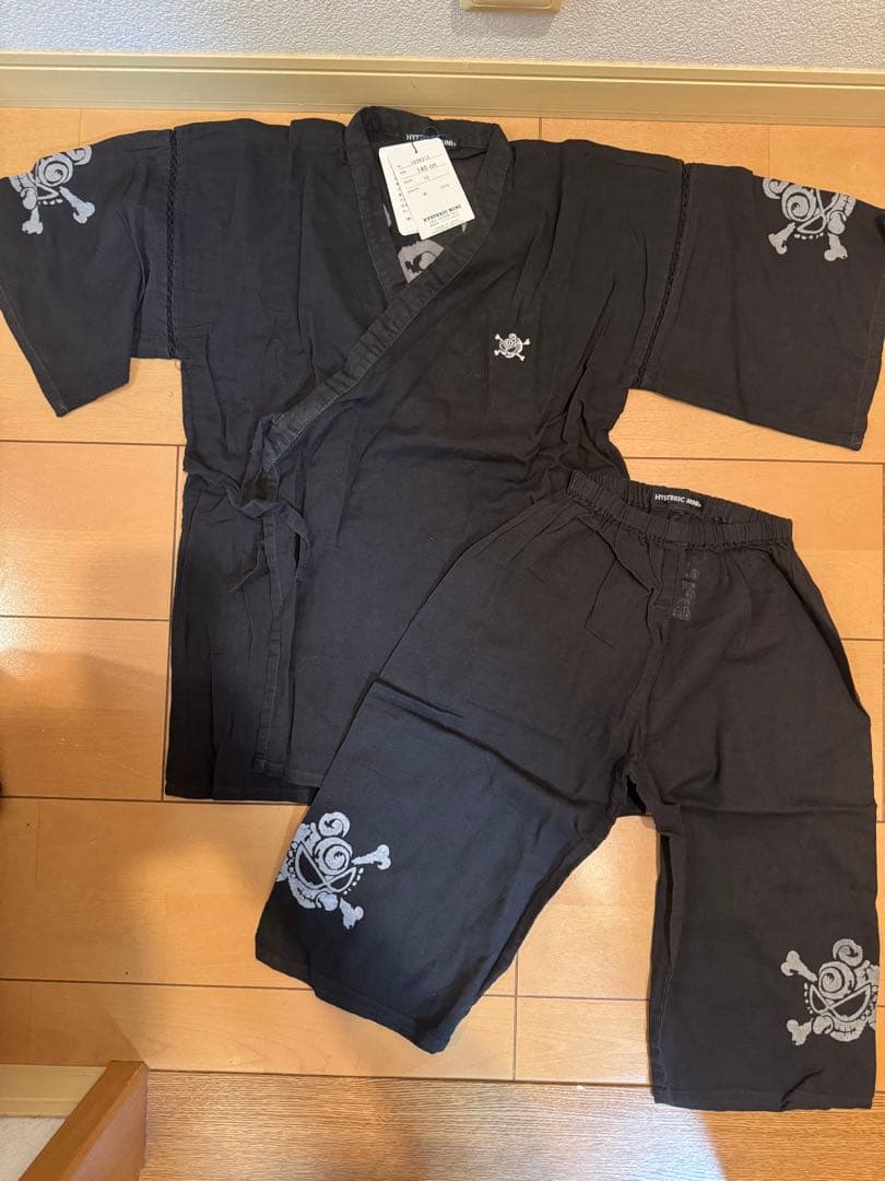 PINKY！ヒスミニ大人気SECRET BASE 甚平140新品