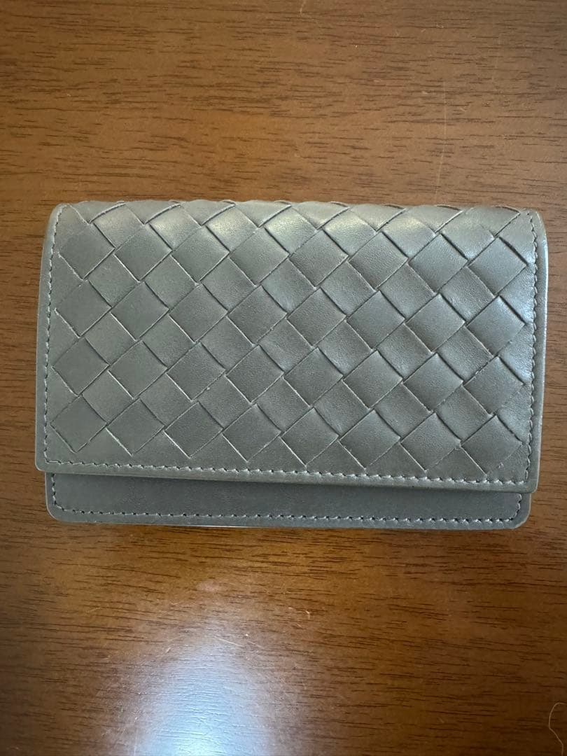 ボッテガヴェネタ 名刺入れ イントレチャート レザー グレー系 本革