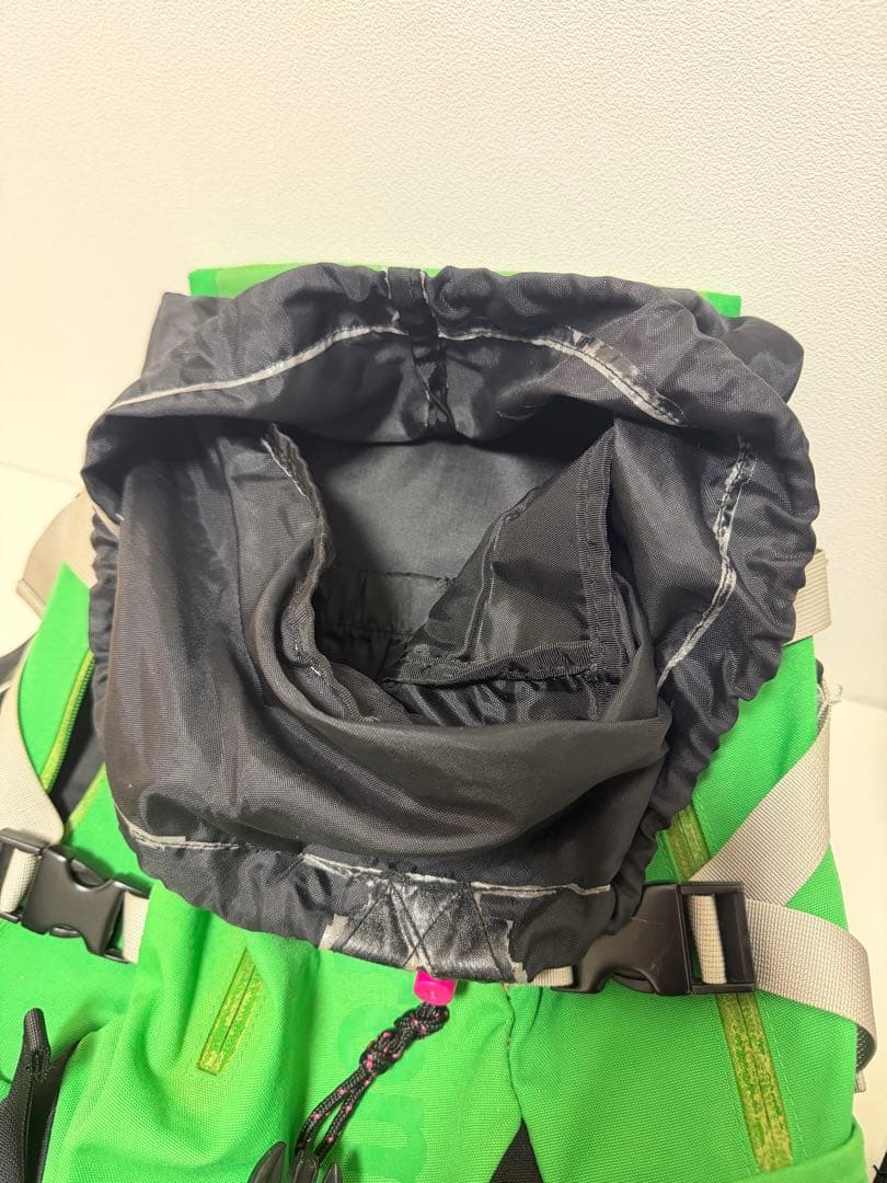 シュプリーム　バックパック　リュック　supreme 緑　グリーン　green