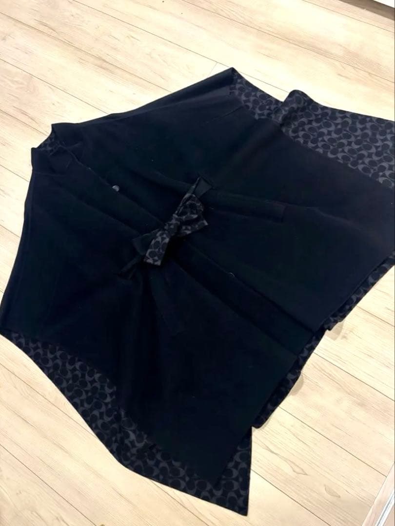 COACH ベルト付きポンチョ 黒