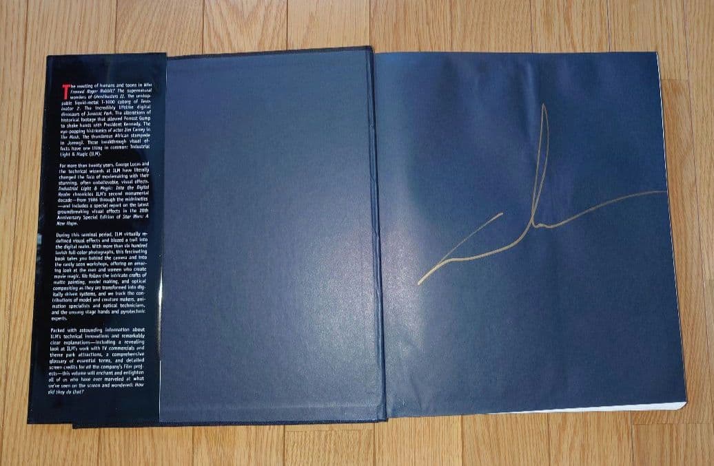 英文書籍「ILM」と映画「SW（旧三部作)」の販促バッチ