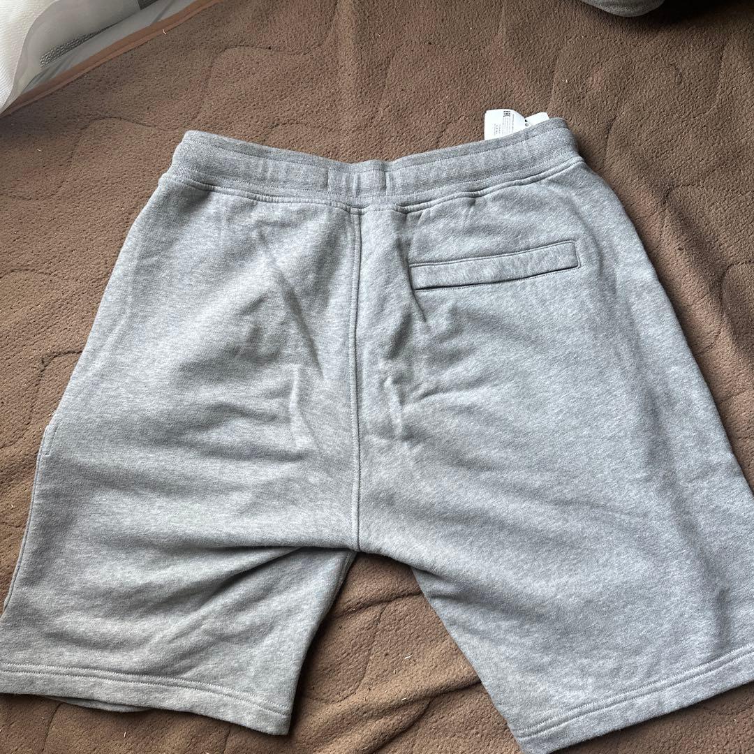 STONE  グレー ショートパンツ