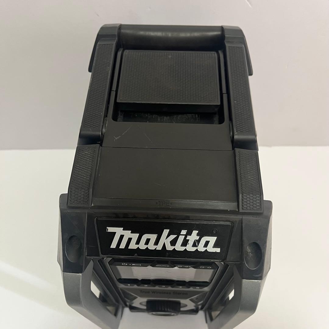 マキタ 充電式ラジオ(トリプルスピーカー+マルチアンプ) MR005G
