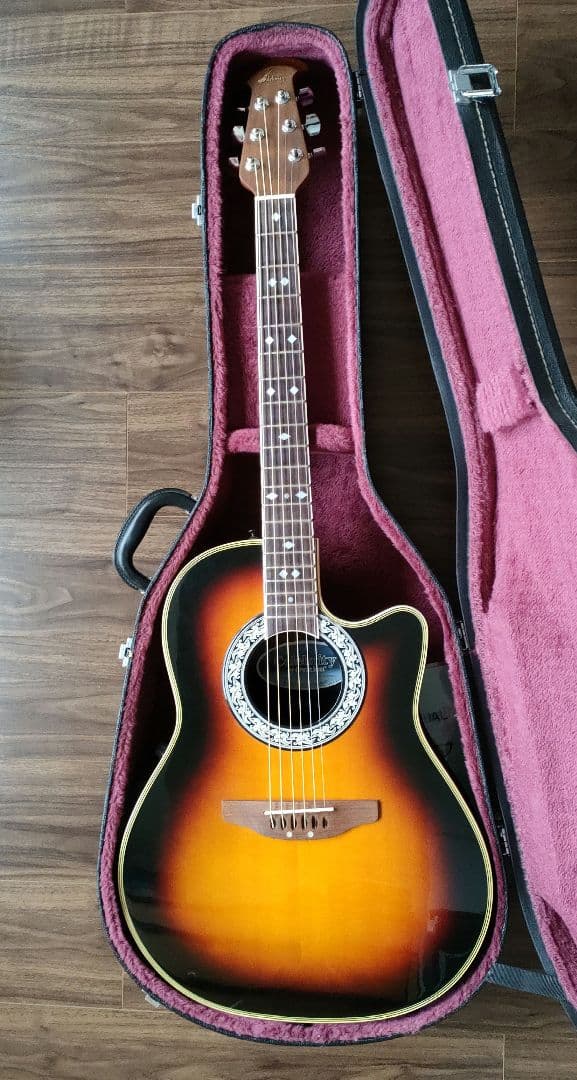 Celebrity by Ovation CC57 エレアコ（ケース付き）