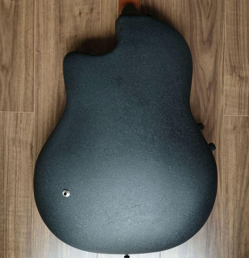 Celebrity by Ovation CC57 エレアコ（ケース付き）