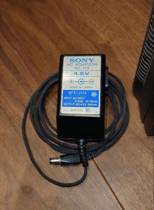 SONY ICF-5900 SWラジオ 本体と付属品