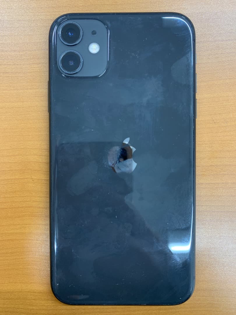 B*︎様 動作確認済 iPhone 11 256GB ID R2488