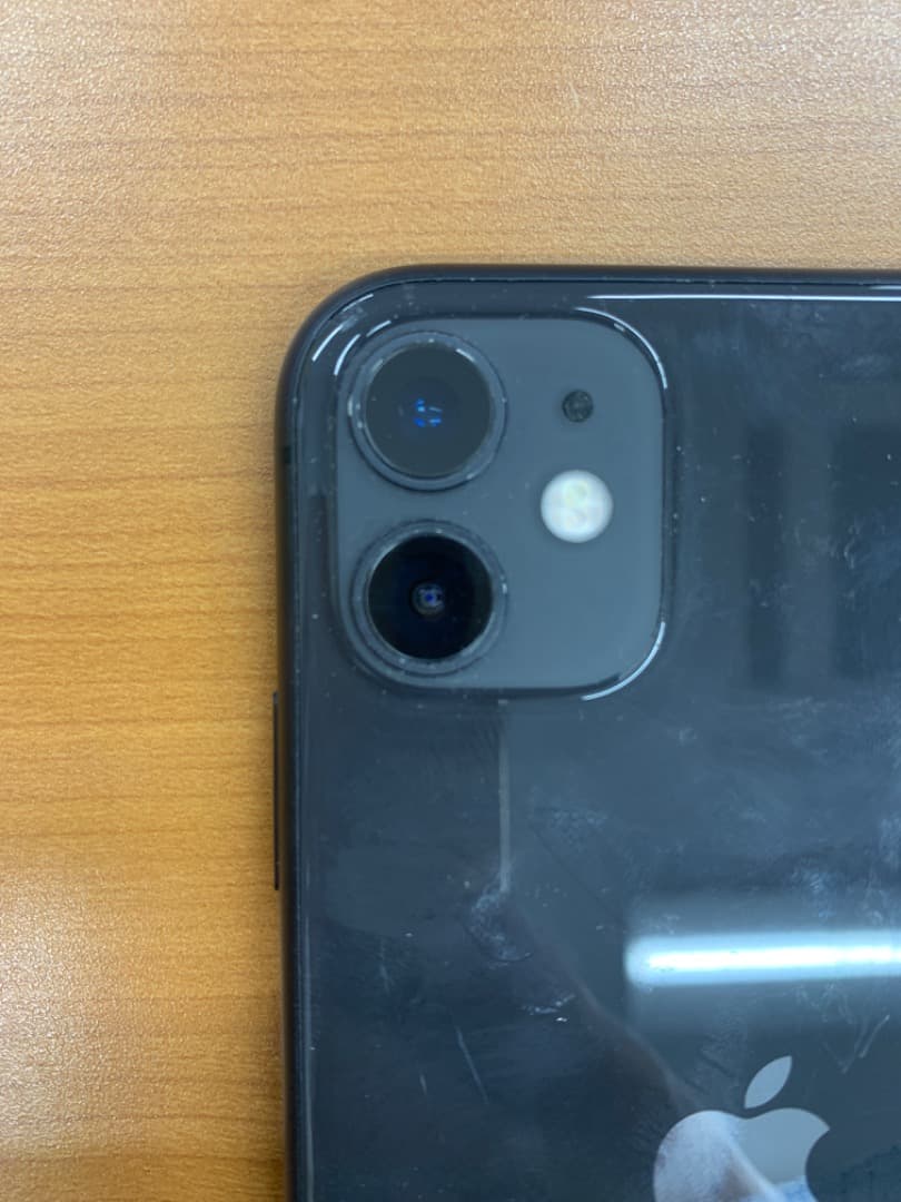 B*︎様 動作確認済 iPhone 11 256GB ID R2488