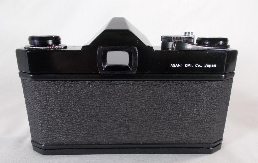 フィルムカメラ 整備済 完動品　Pentax SP　+ f/3.5　P190