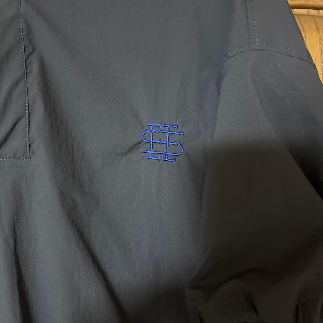 SEESEE ネイビー ナイロン プルオーバー　半袖