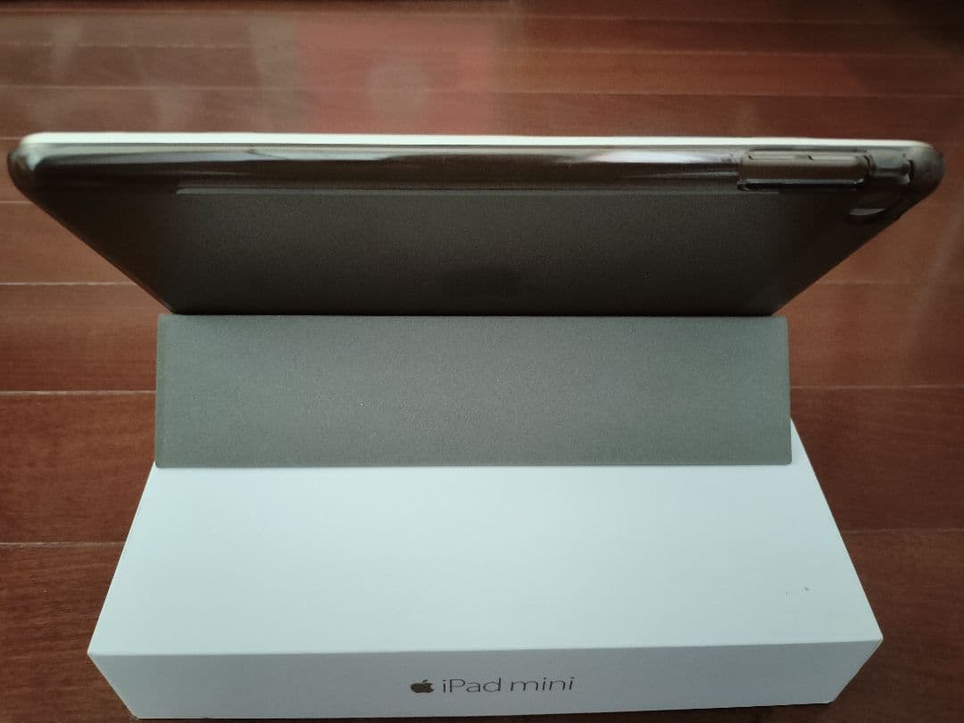 【早い者勝ち】 iPad mini 4 128GB WiFi＋Cellular