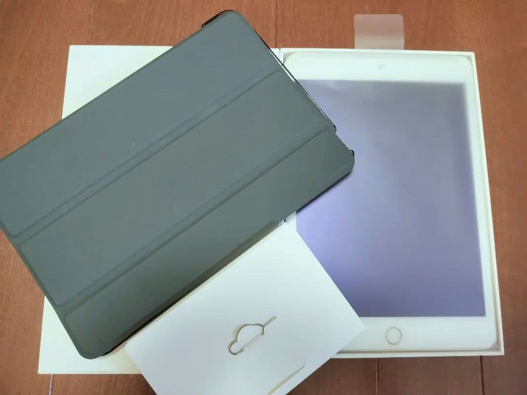 【早い者勝ち】 iPad mini 4 128GB WiFi＋Cellular