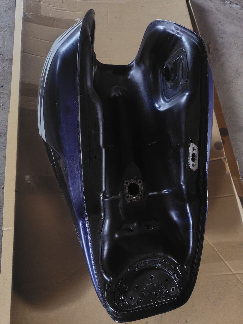 XJR400r rh02j Yamaha バイク用タンク 黒 ストライプデザイン