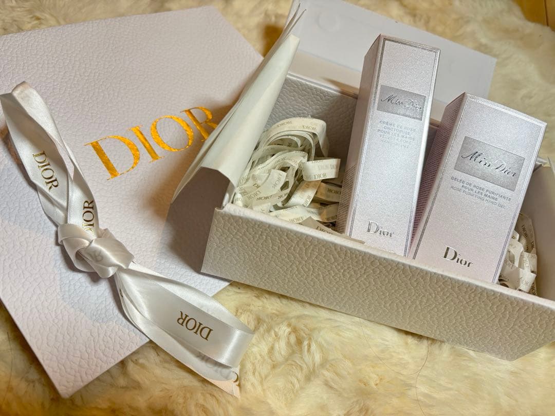 ミスディオール ハンドクリーム＋ハンドローション