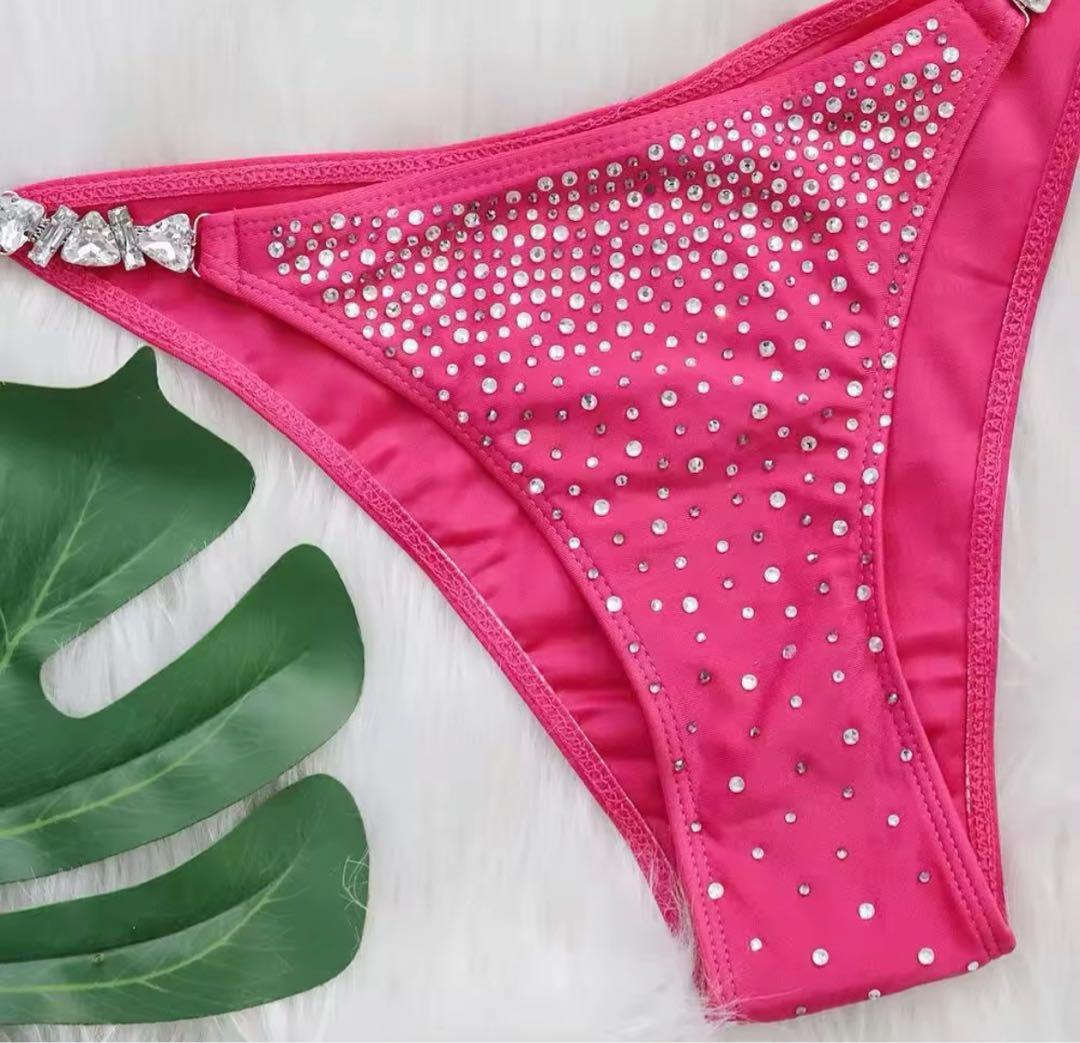 【新品】競技用ビキニ　大会　コンテスト　ピアス付き　pink