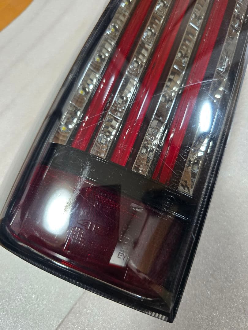 415 コブラ ハイエース 200系テールライト 左用