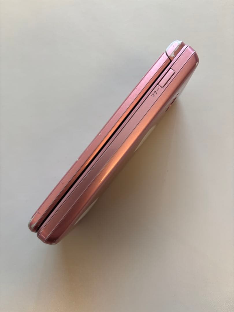 docomo 折りたたみ式携帯電話 ピンク　SH-01J
