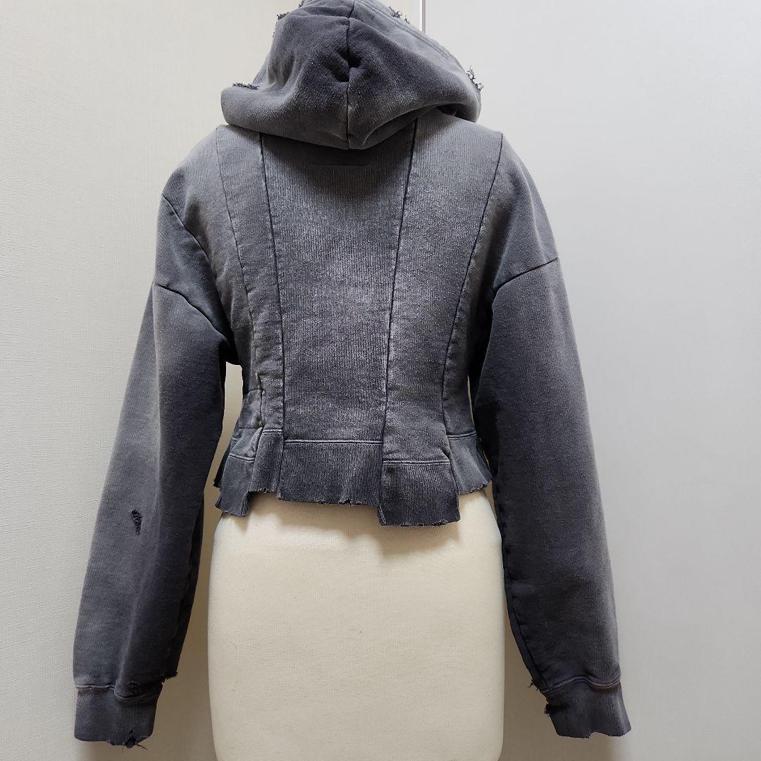 【メゾンミハラヤスヒロMMY24-25aw】クロップドパーカー/ダメージ加工36