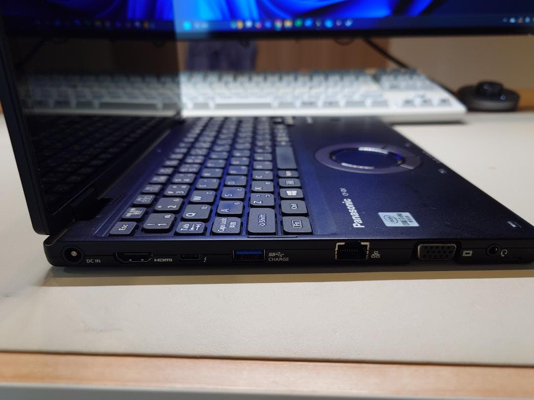 Let's note QV9 i7/RAM:16G/SSD:256G/12インチ