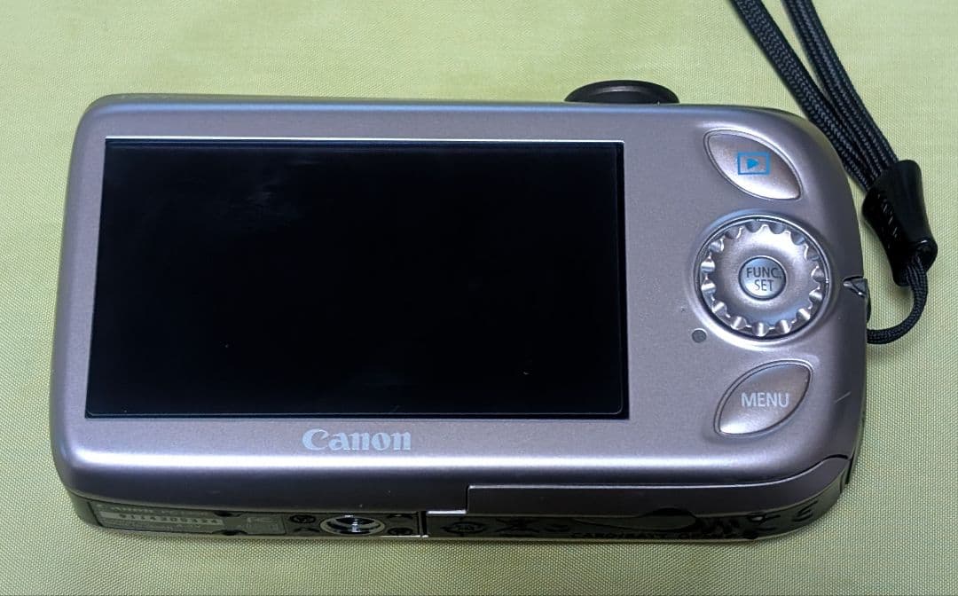 キャノン Canon デジカメ IXY DIGITAL 510 IS　ゴールド