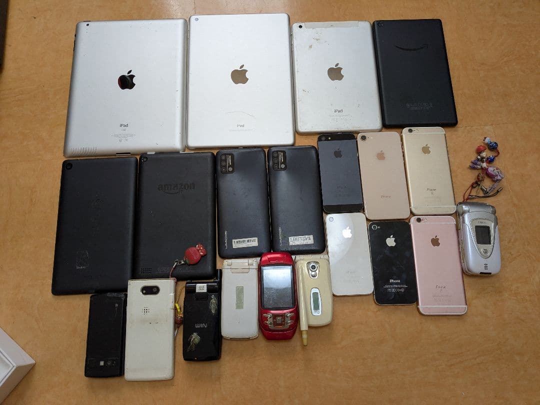 専用スマートフォン　タブレットなど　ジャンクまとめ売り　全21個