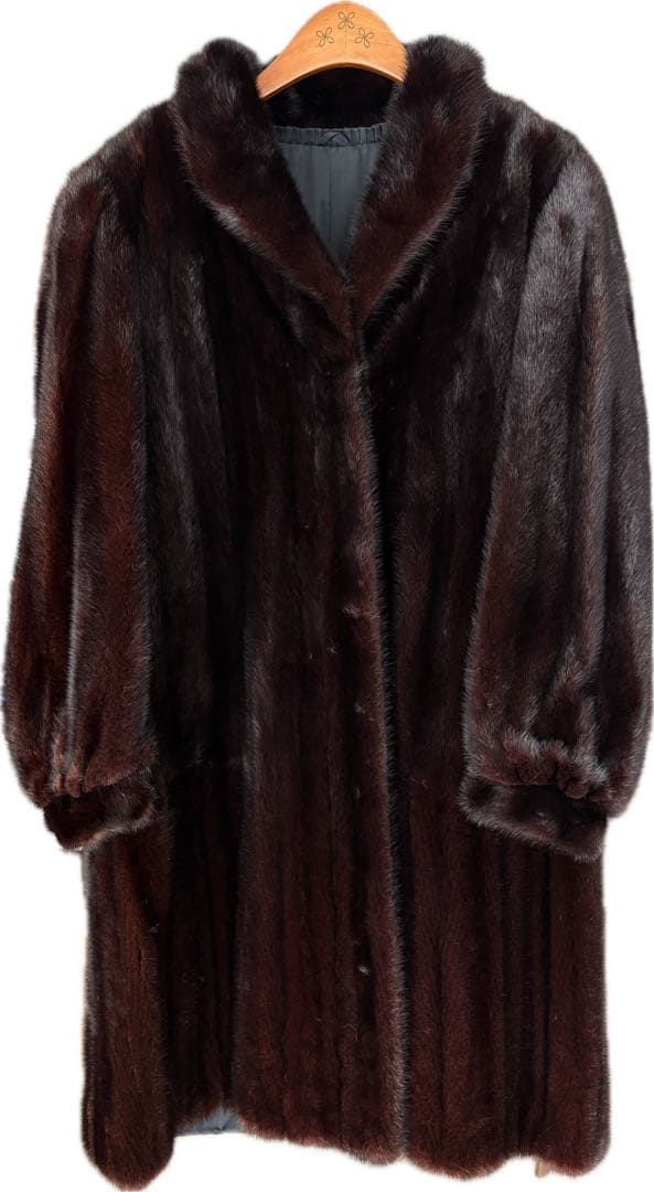 美品ゴールドサガミンクローグコート