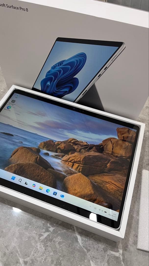 Windowsノート本体 Surface Pro8 i5/8GB/256GB