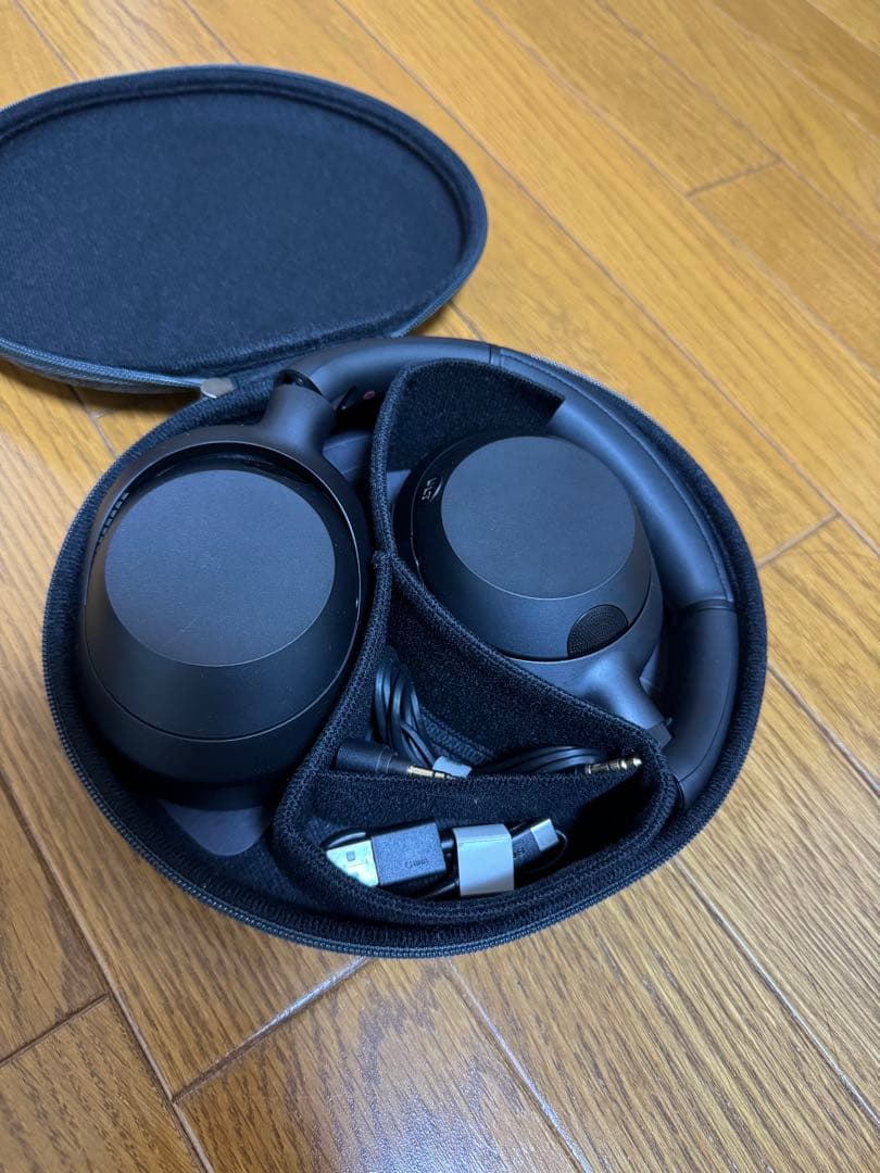 【ほぼ未使用】SONY ULT WIRELESS HEADPHONES ブラック