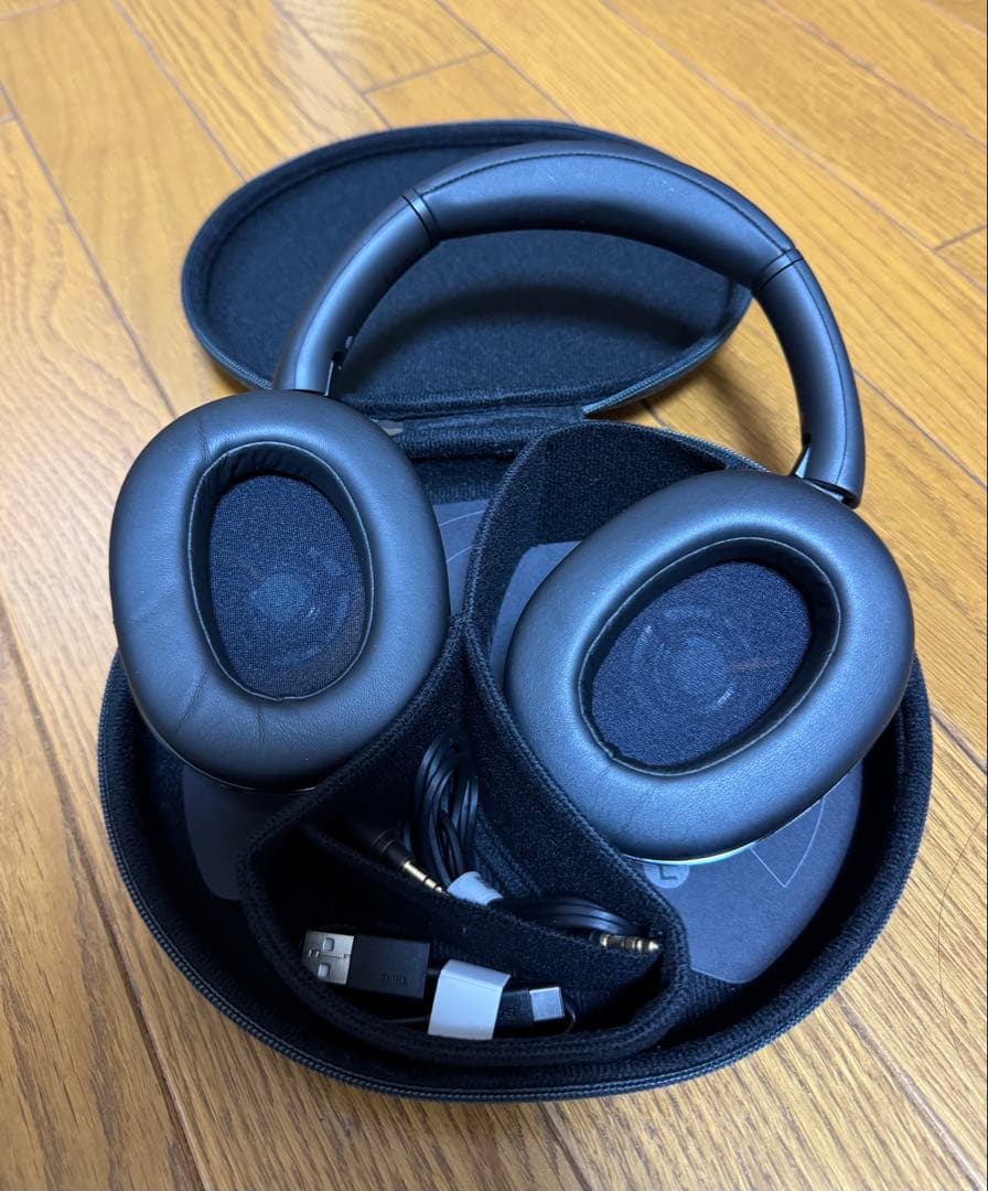 【ほぼ未使用】SONY ULT WIRELESS HEADPHONES ブラック