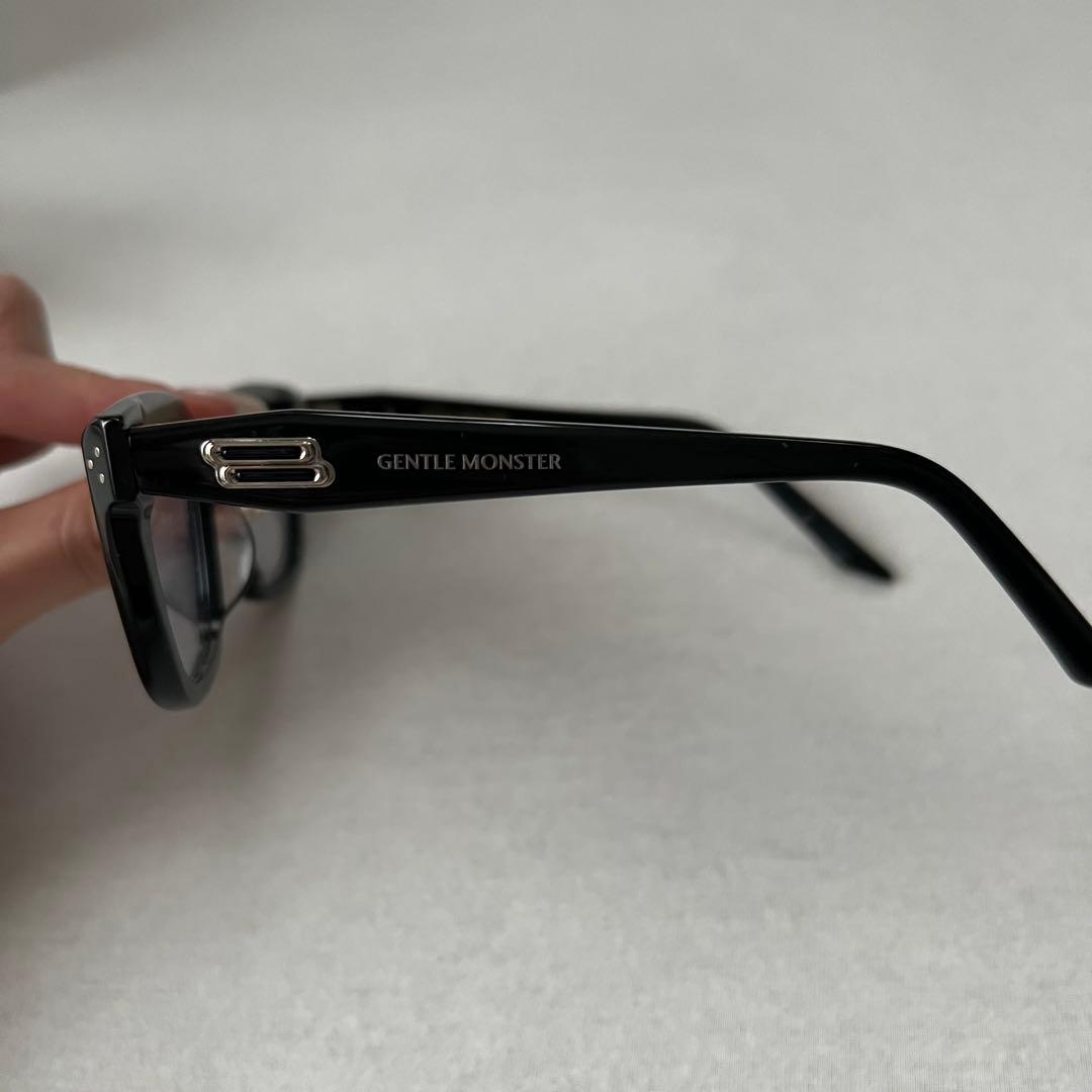 【美品／完売商品】GENTLE MONSTER HOVO 01ブラック×ブルー