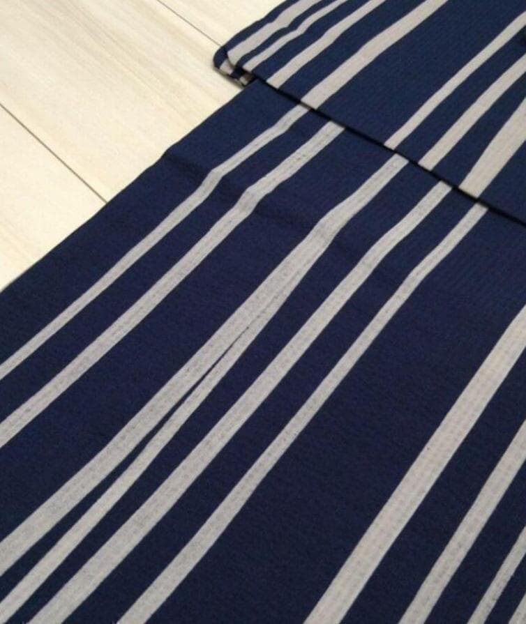 画像 2枚目の 同じ帯＋おまかせ黒帯締めつき■最高級しじら織浴衣 波縞紺■