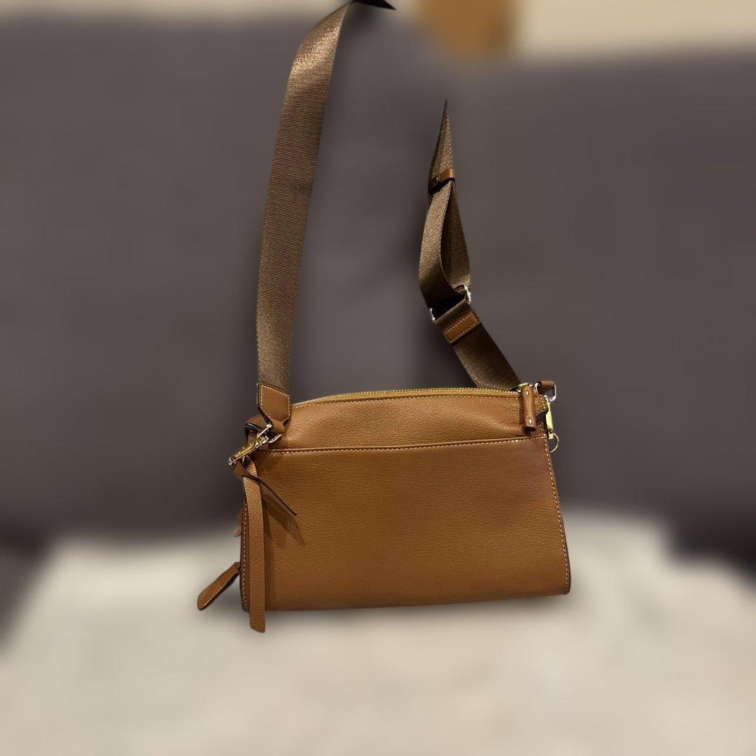 mica della valle レザーショルダー/グロスボディバッグ