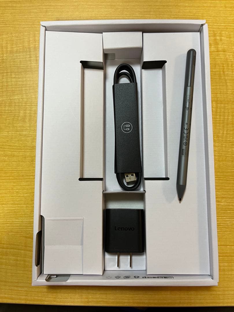 Lenovo Tab B11 タブレット本体　ケース・キーボード付