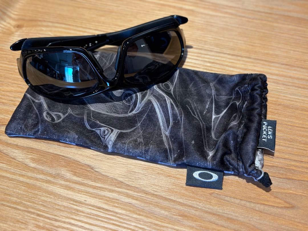 小物 OAKLEY 04-325J STRAIGHT JACKET
