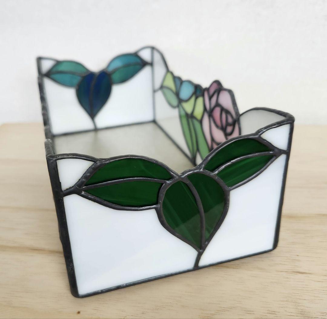 雅姫・ステンドグラスティッシュケース