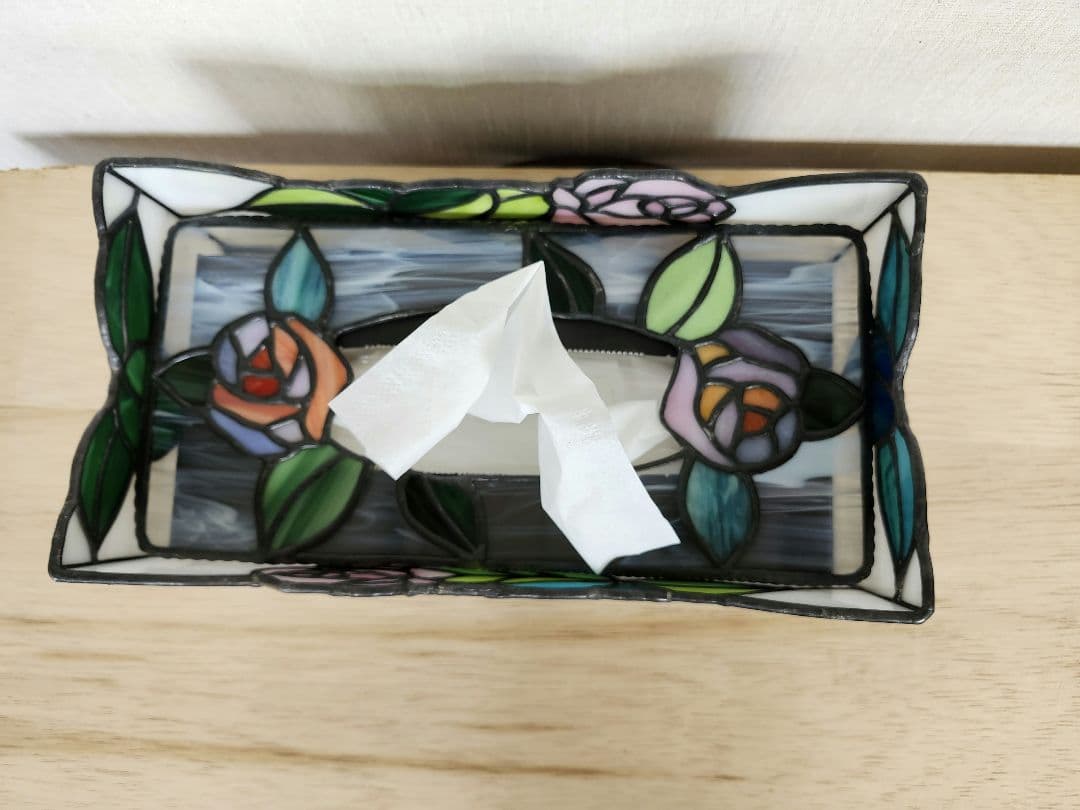 雅姫・ステンドグラスティッシュケース