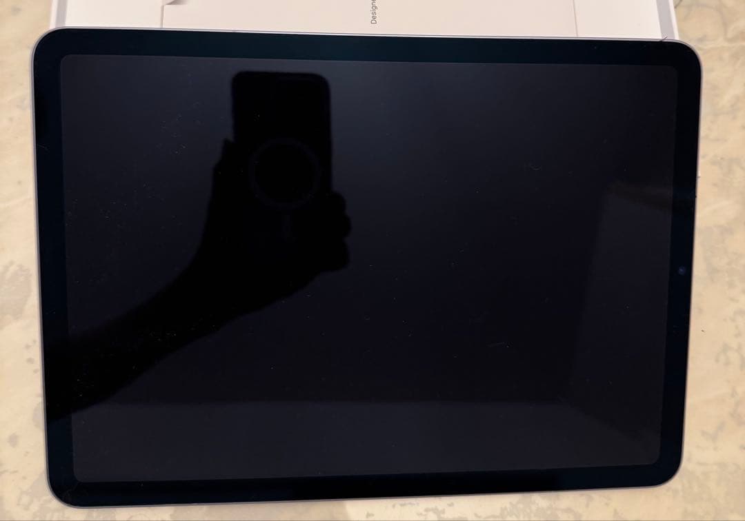 iPad Air第5世代　Wi-Fiモデル　64GB パープル