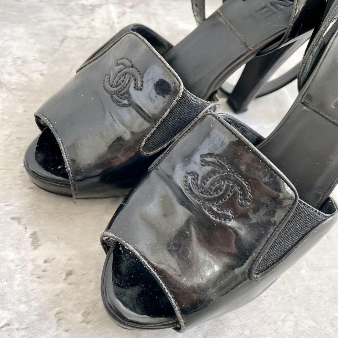 CHANEL アンクルストラップ ココマーク エナメル パンプス 35C