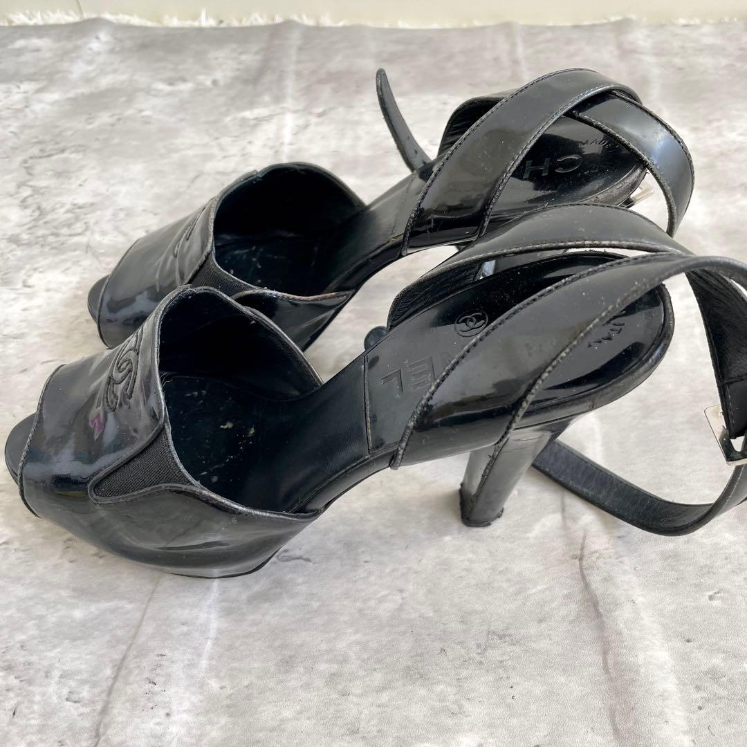 CHANEL アンクルストラップ ココマーク エナメル パンプス 35C