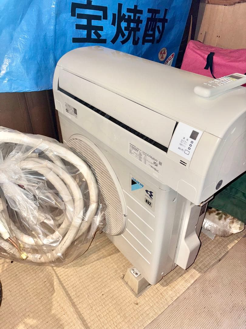美品【手渡し限定】大分県より 8〜12畳 DAIKIN エアコン 本体