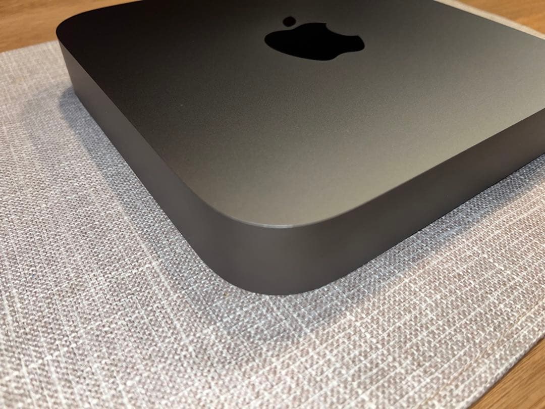 美品！Apple Mac mini 2018