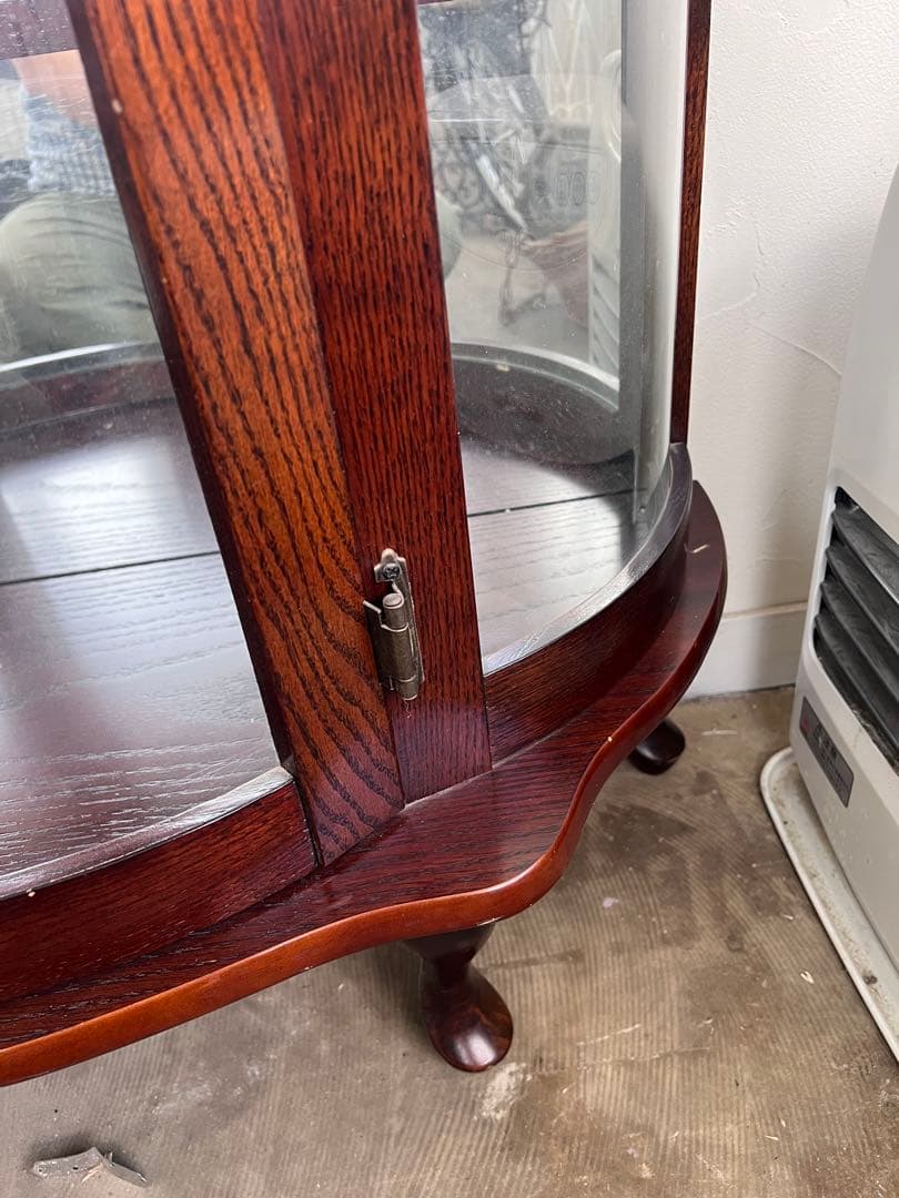 アンティークなキャビネット＊後ろに鏡付き＊リメイクに！