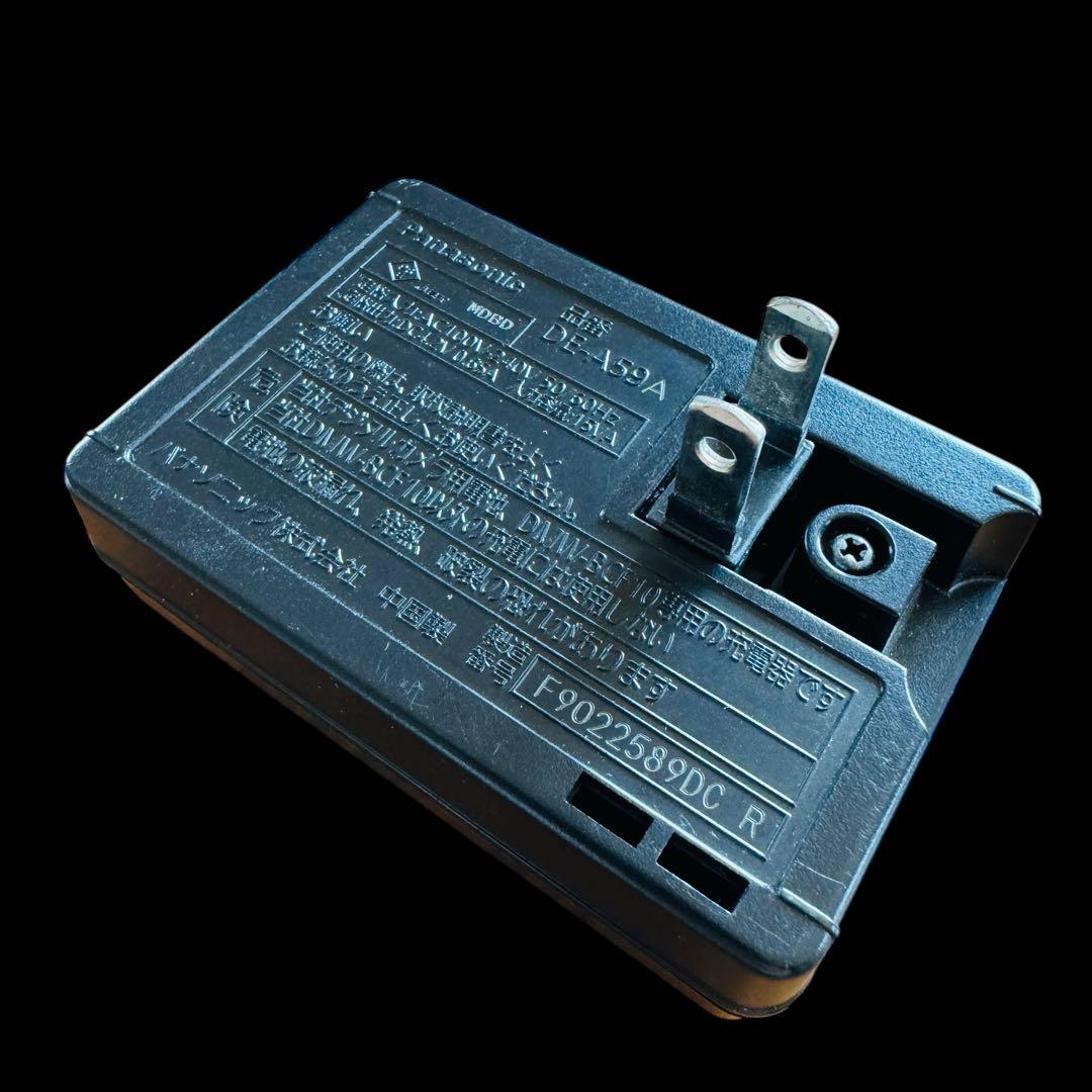 【いぬ】Panasonic パナソニックLUMIX DMC-FH6 シルバ