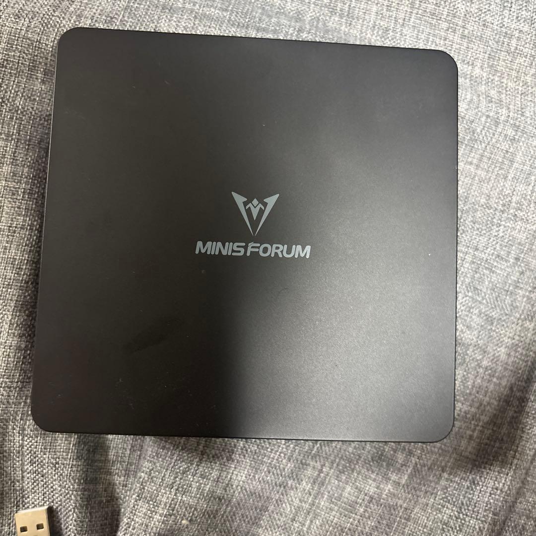 MINISFORUM ミニPC UM760 Ryzen 5 7640Hジャンク品