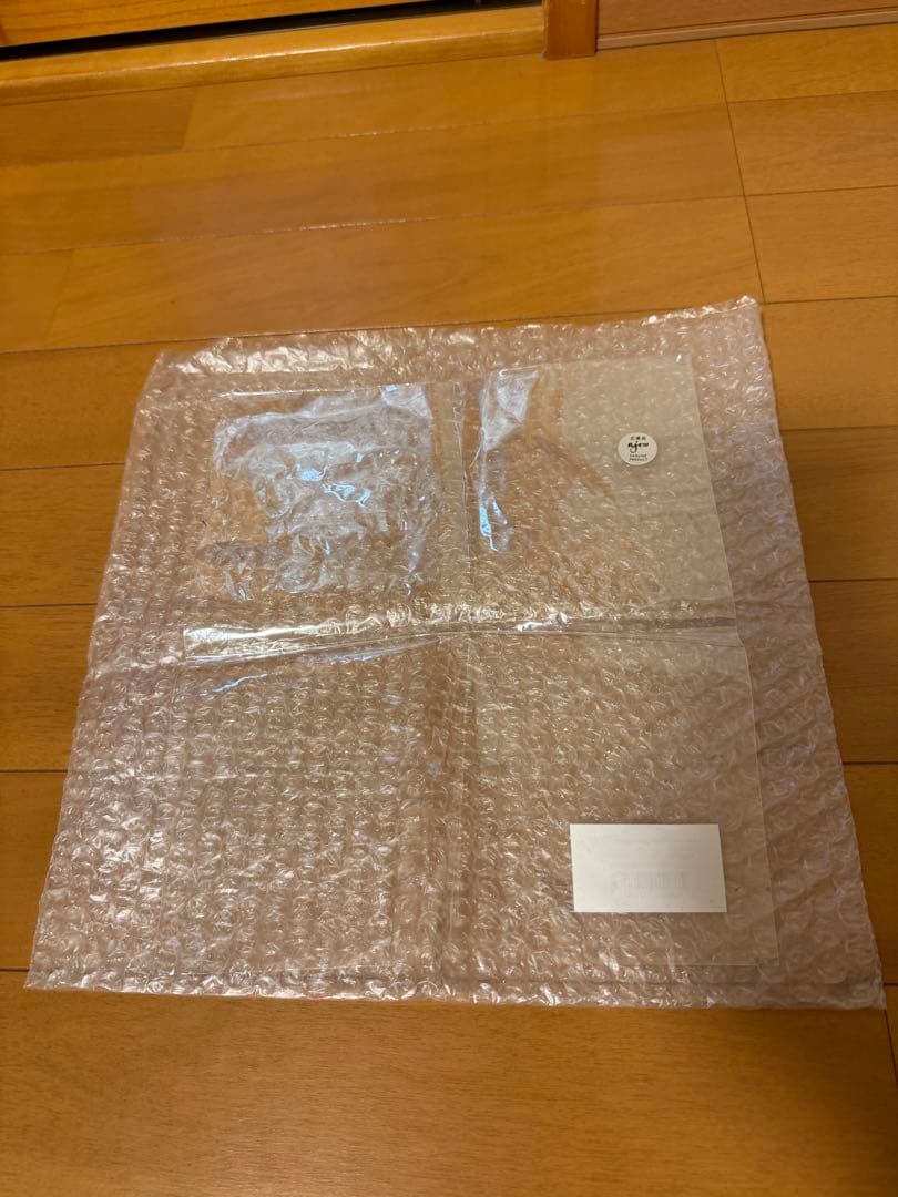 ajew ハート型 シルバー iPhone16用ケース