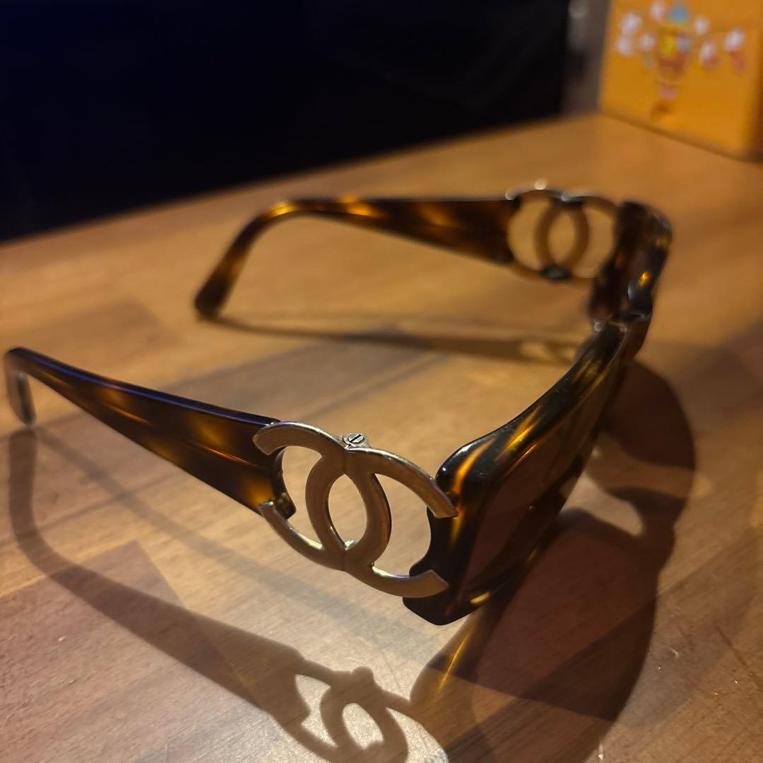 CHANEL ブラウン サングラス ケース付き　　べっ甲