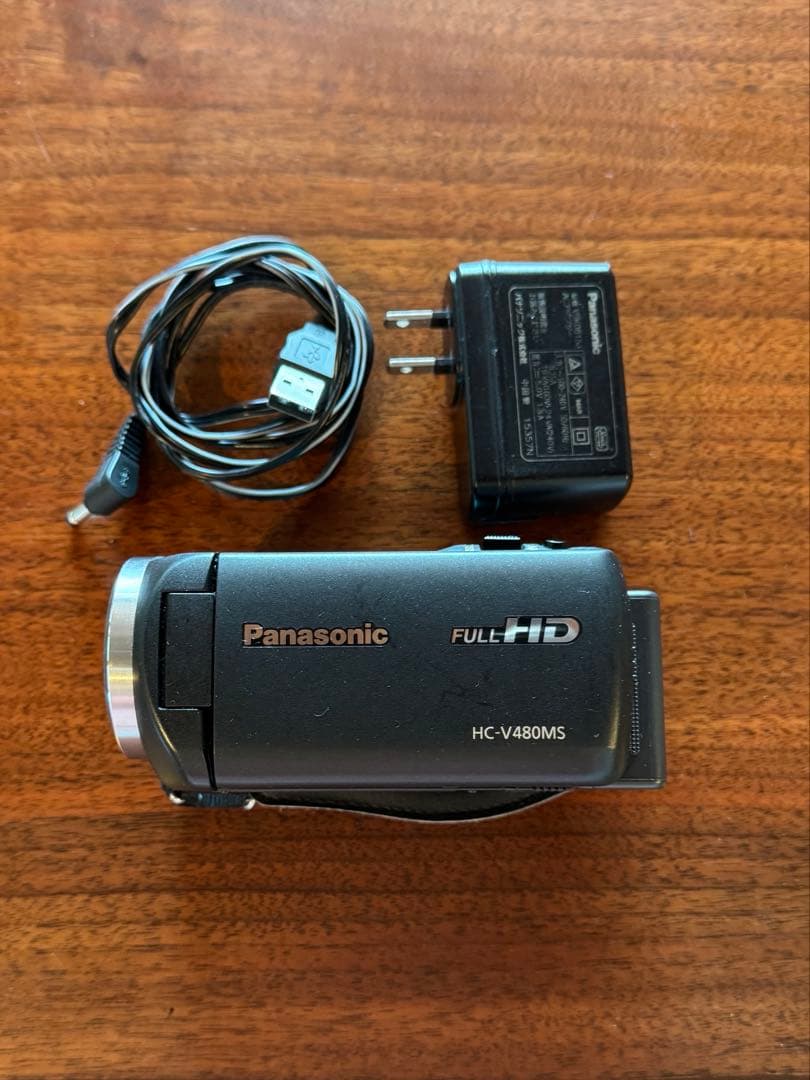 Panasonic HC-V480MS ビデオカメラ本体 ACアダプター付き