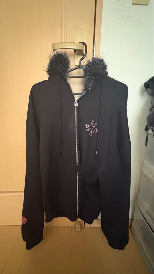 Miさん専用A'GEM/9 × .kom エンジェルファー付きジップパーカー