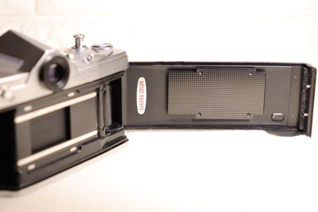 KONICA　AUTOREX【父の防湿庫から発掘】SS良好・露出計不動・外観美品