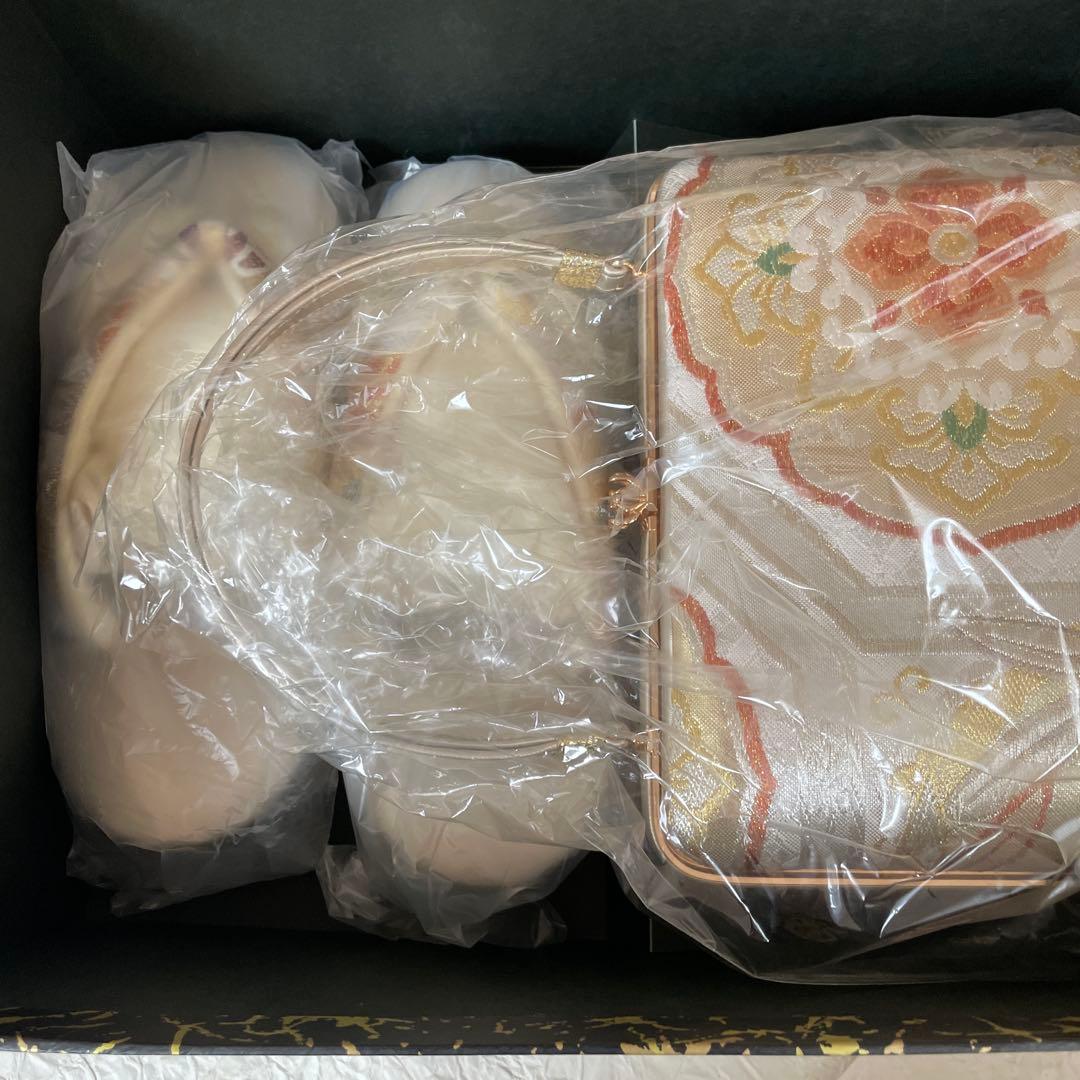 ぴよこ豆です。 バックと草履のセット　未使用品です。